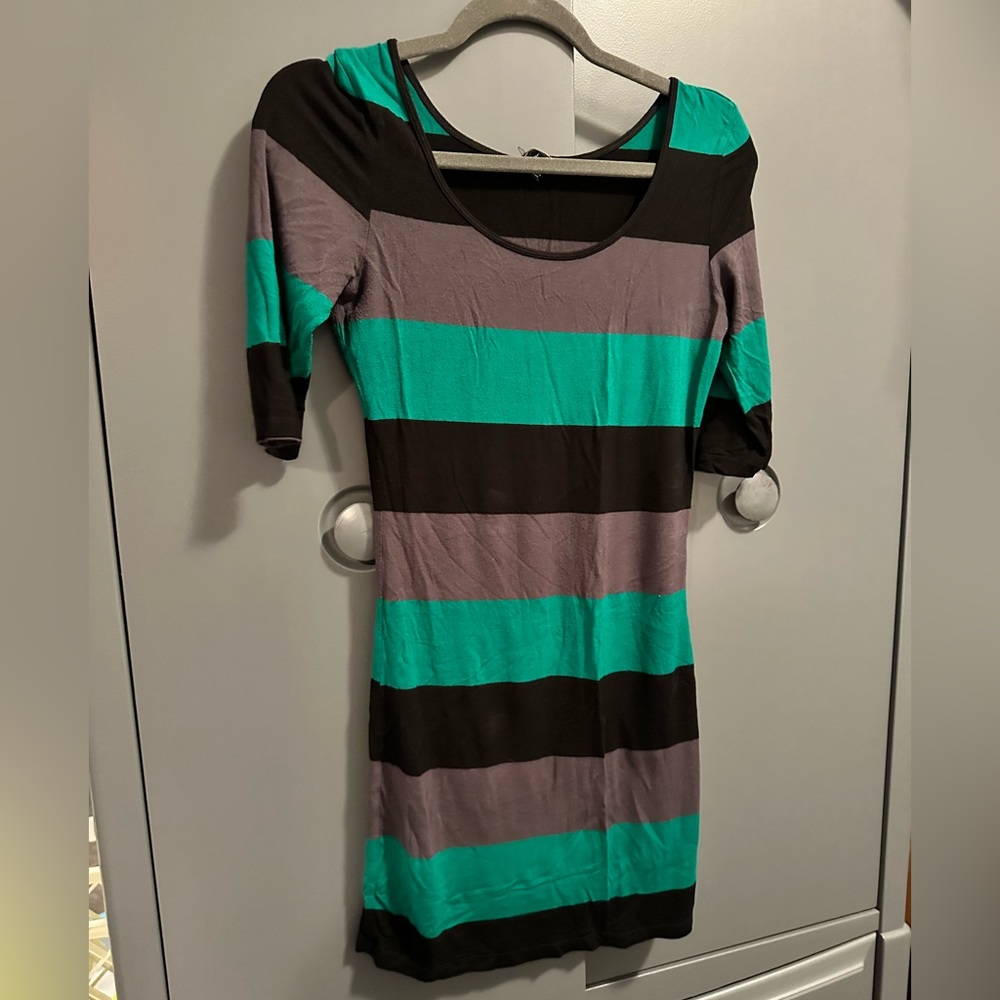 Le Chateau Dress 👗